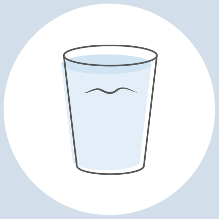 LOW POROSITY: your hair doesn't easily absorb water and floats at the top of the glass.