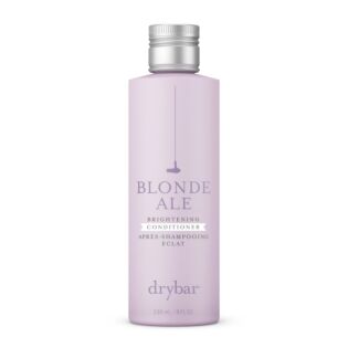Your moisturizing blonde booster! Color-enhancing formula detangles, softens, and hydrates blonde and highlighted hair. Boosts vibrancy and adds shine.